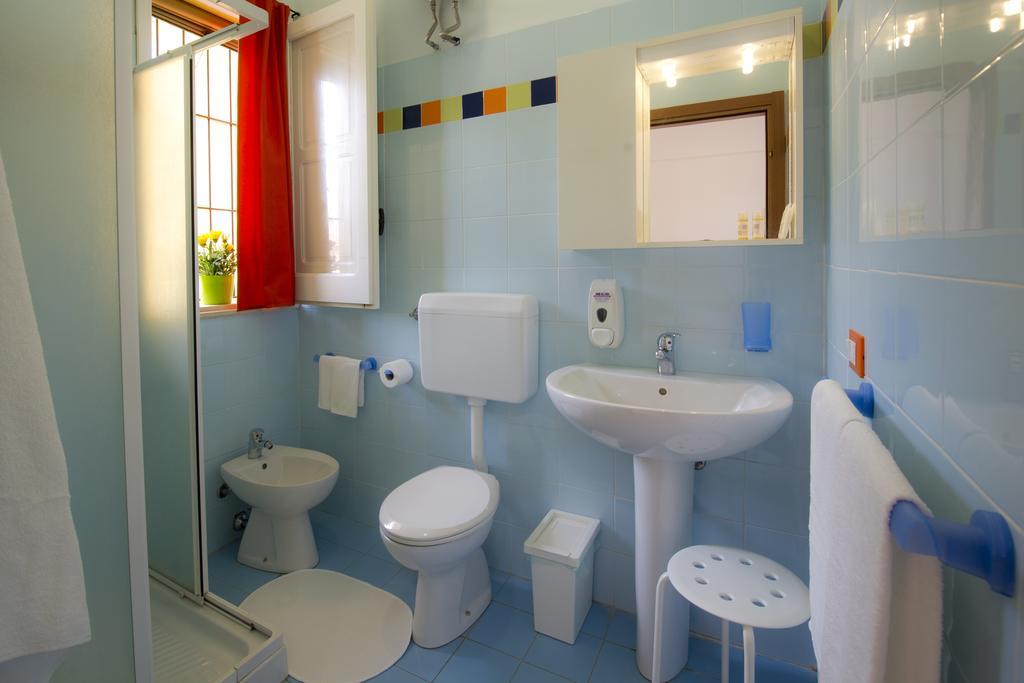 B&B Fiori Gialli Caucana Santa Croce Camerina Szoba fotó